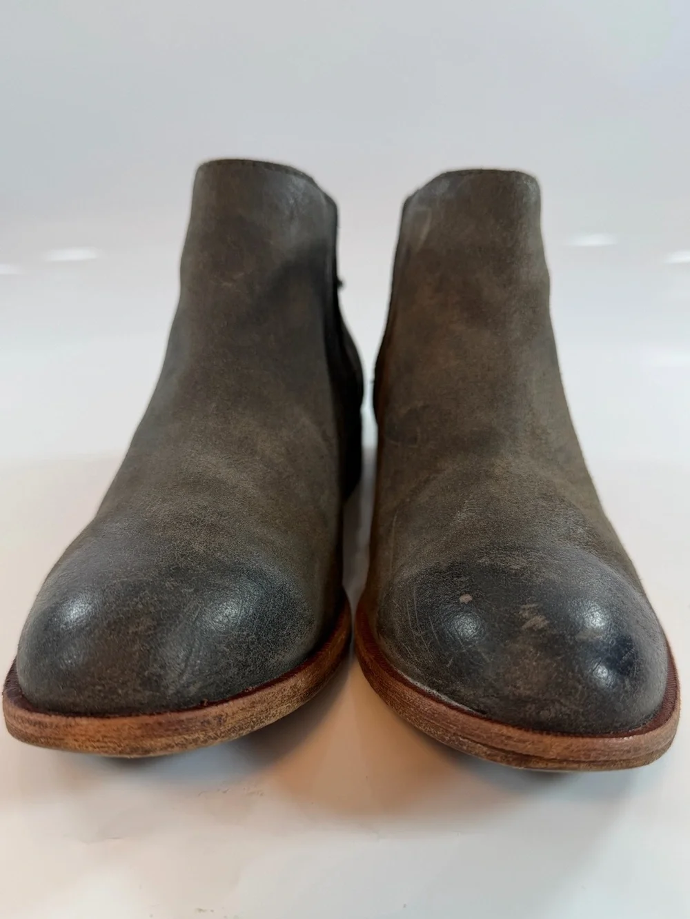 Kork-Ease Distressed Leather Chelsea Ankle Boots Gray Women’s Size 8‎